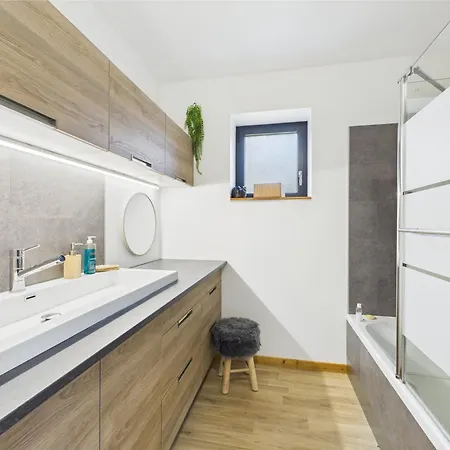 Chalet Les Plombes - Isole, Jacuzzi, Piscine *