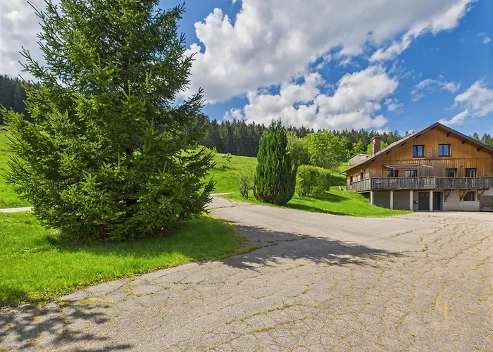 Chalet Les Plombes - Isole, Jacuzzi, Piscine *